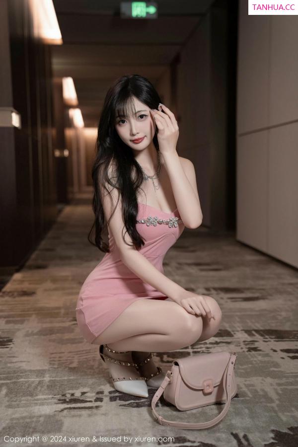 林星阑  [XiuRen]高清写真图 2024.11.01 No.9380 林星阑 丝袜美腿第29张图片